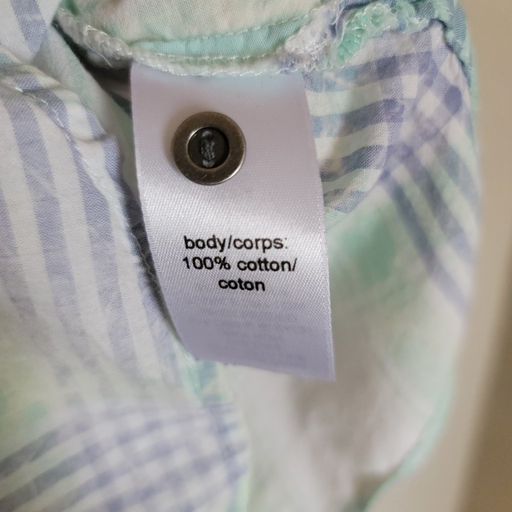 Lightweight Button-Up - Picture 6 of 8